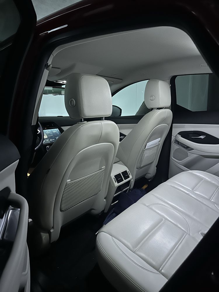 Jaguar E-Pace P160 S