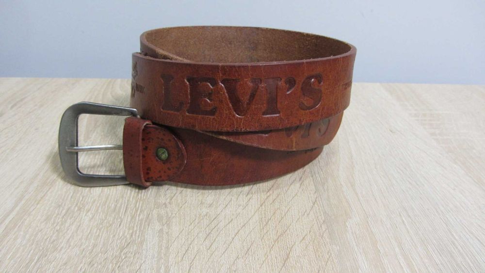 Ремень кожаный фирмы Levis оригинал