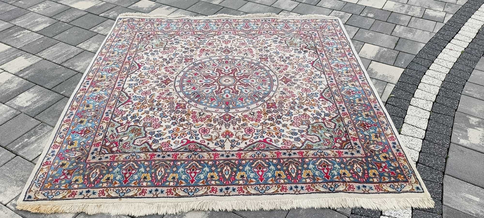 Nain dywan wełniany tkany ręcznie perski 157 x 150 cm wełna IRAN