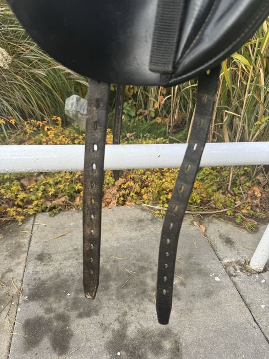 Siodlo ujezdzeniowe daw mag sylwester 17”