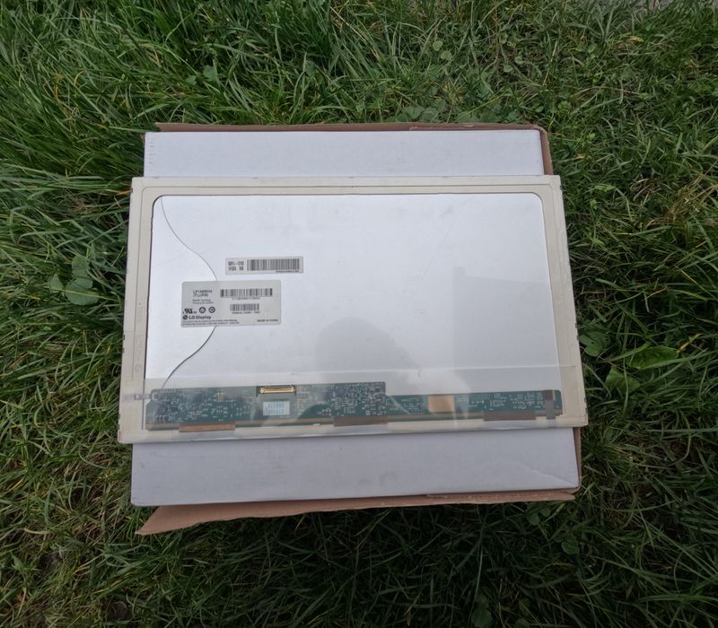 Продам матрицьу LG Display LP156WH2