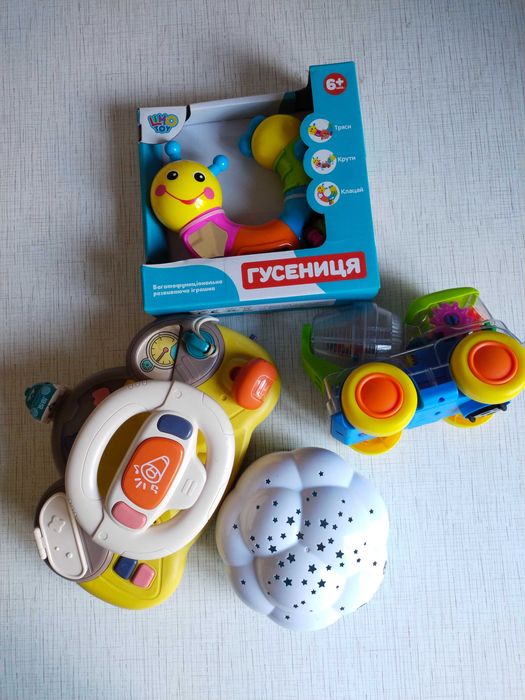 Продам дитячі музичні іграшки