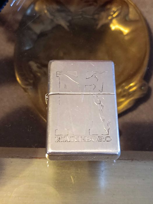 Isqueiro Zippo Malboro Prata testada Antigo Funcionar