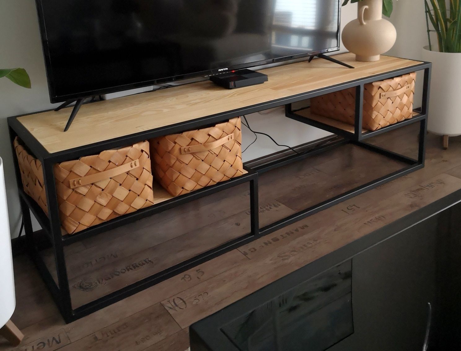Szafka rtv sosna z metalem 150 cm loft wymienne blaty