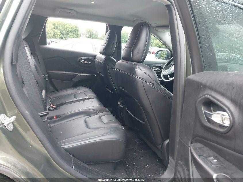 2021 Jeep Cherokee LATITUDE 4X4