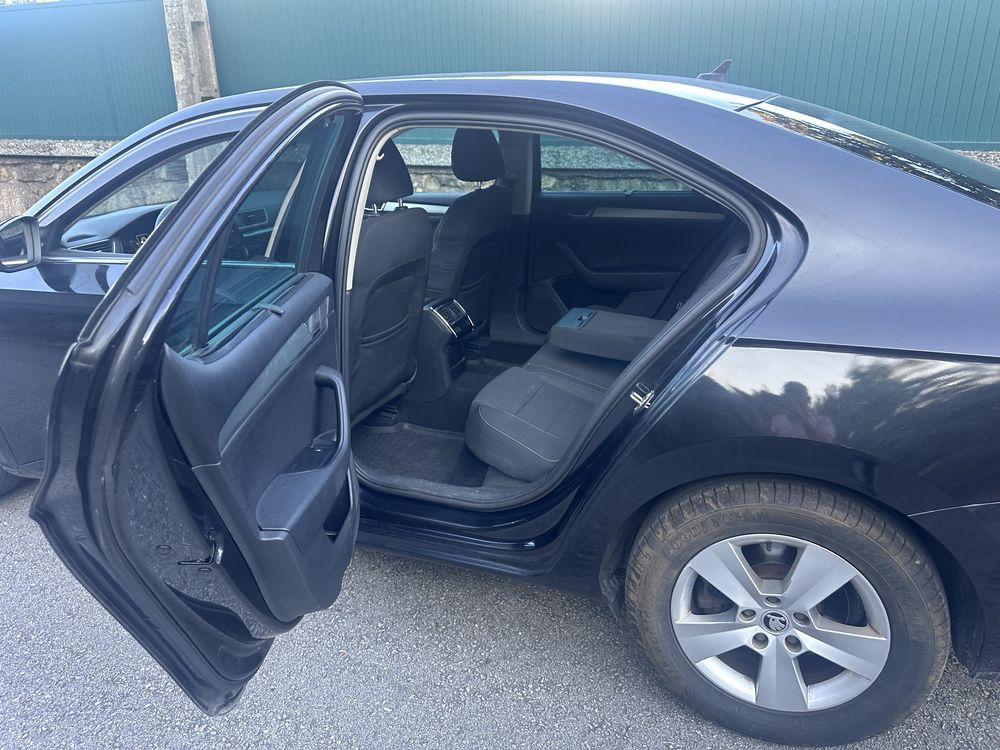 Skoda Superb 2.0 150cv