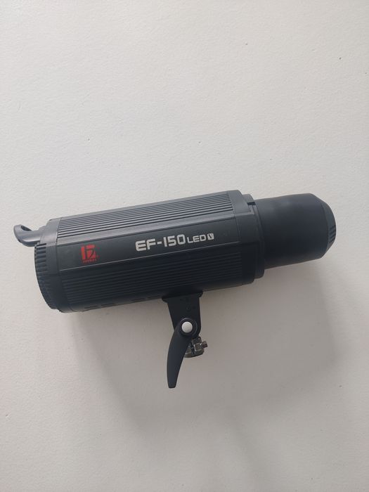 Прилад постійного світла Jinbei EF-150 LED