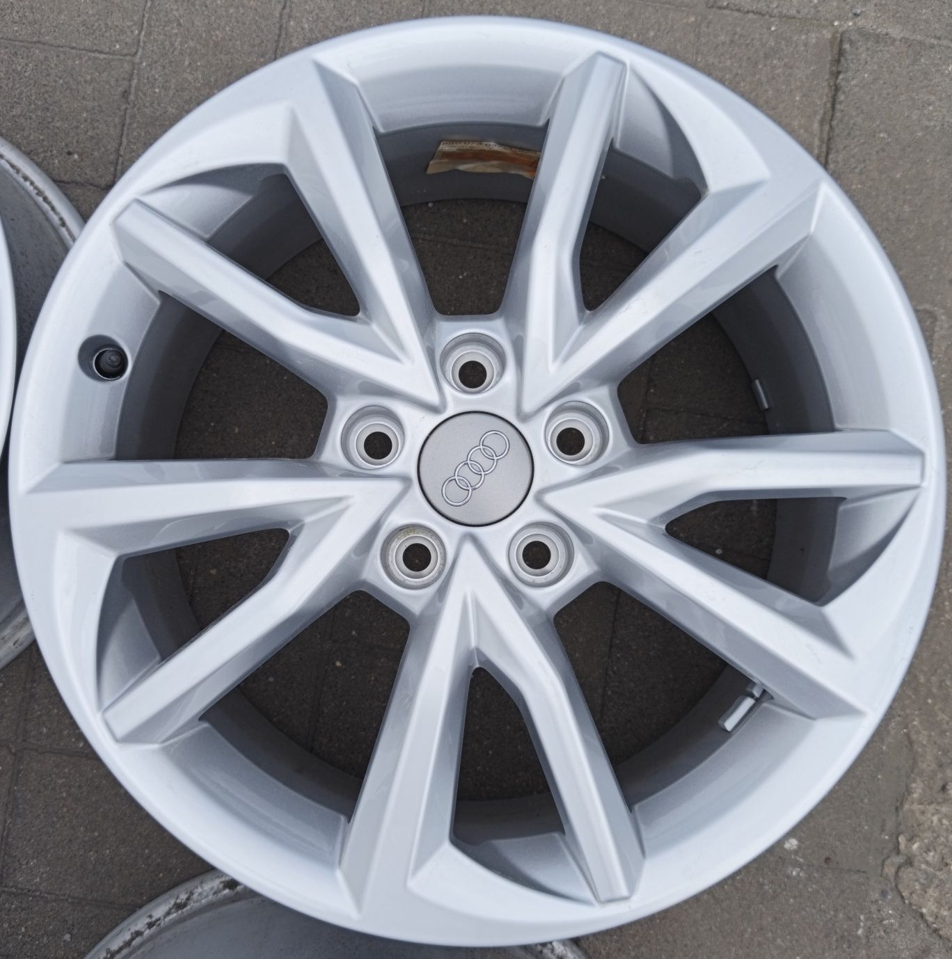 Alufelgi 17" 5x112 Audi TT VW Jarbet #3.20