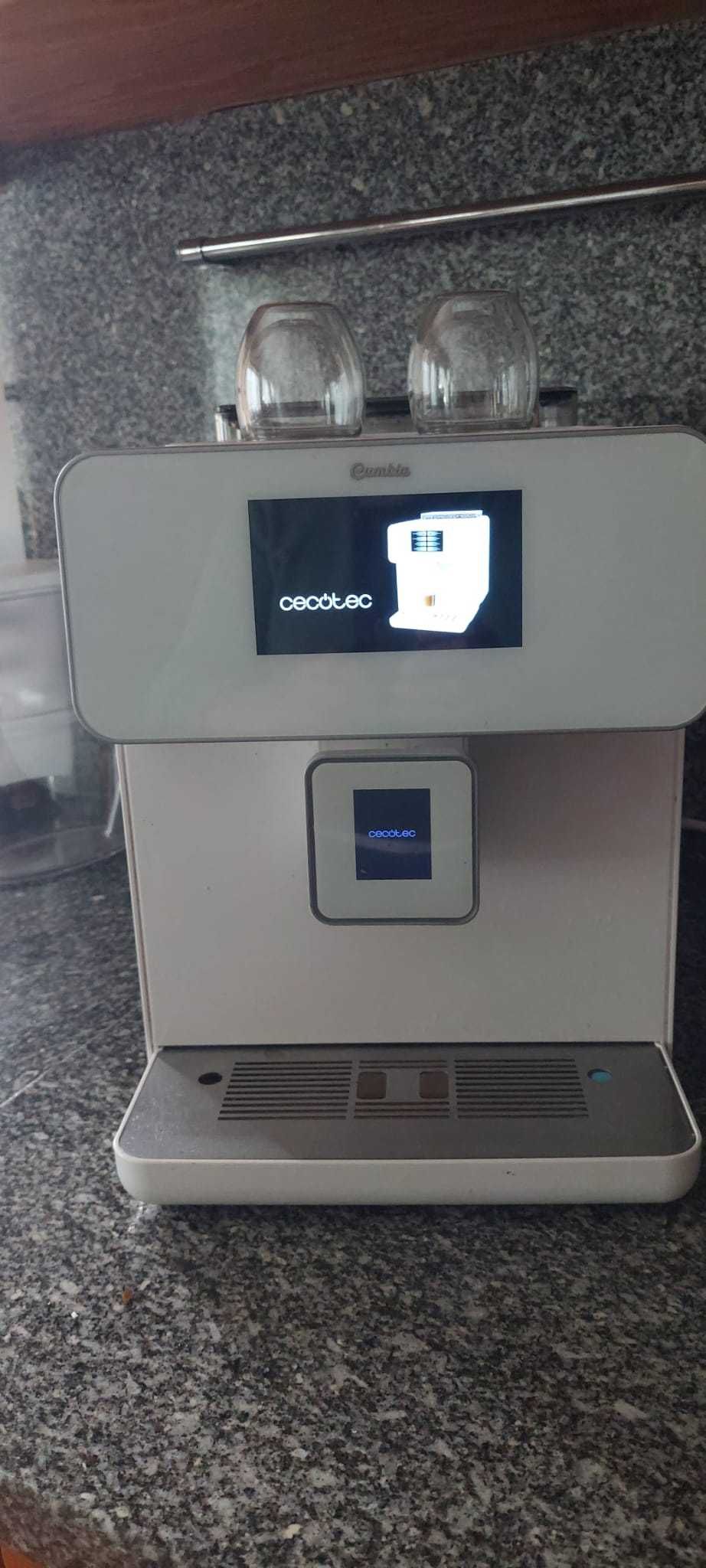 Máquina de café Cecotec Cumbia Power Matic-ccino 8000 Touch