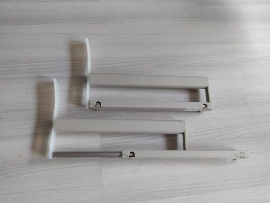 2 beżowe oryginalne wysuwane wieszaki do szafy pax Ikea o szer 35 cm