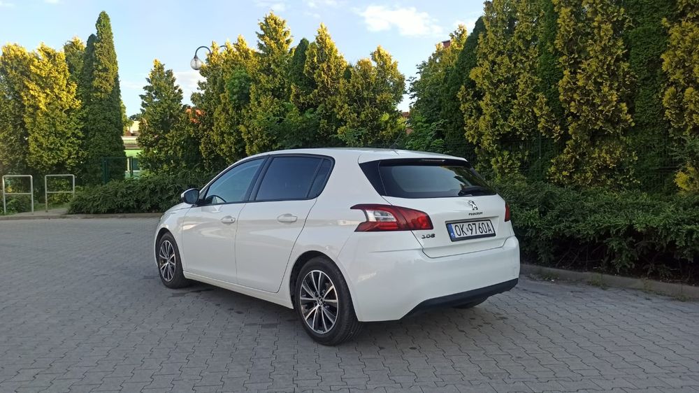 Peugeot 308 na bieżąco serwisowany dużo nowych części