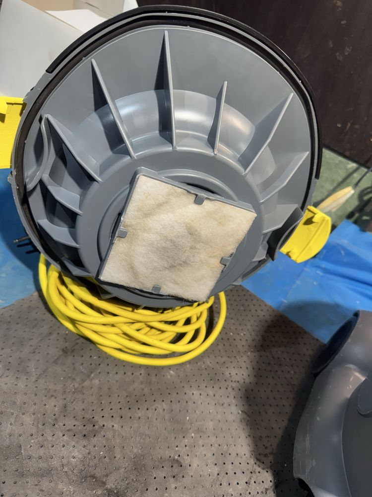 Продам пылесосы karcher T10/1 karcher T7/1 Classic