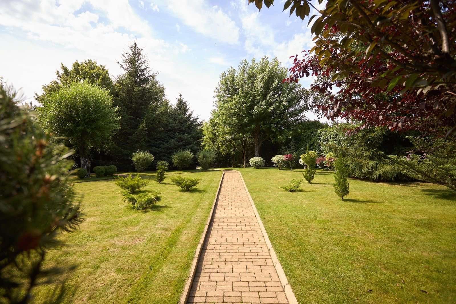 Продам, качественный дом, свой берег реки, Орловщина.