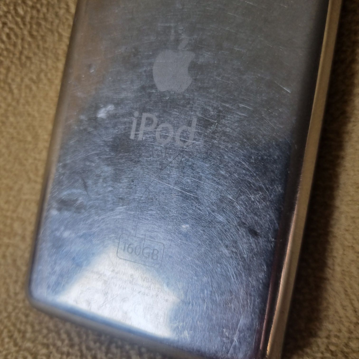 Retro iPod 160GB – klasyka w świetnym stanie!