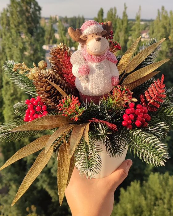 Декор новорічний продам