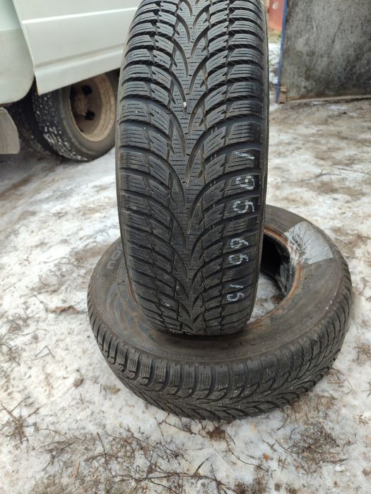 Продам пару шин 195/65/15