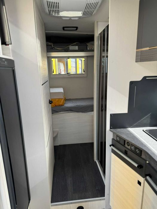 Chausson 720 Titanium Premium Automat w pełni wyposażony 5 os.