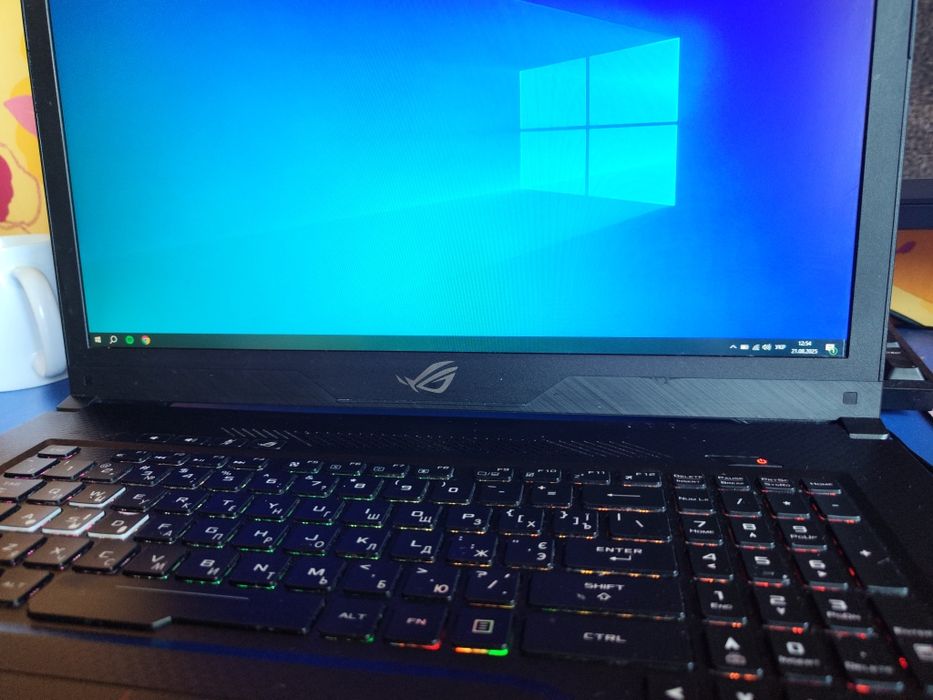 Продам ігровий ноутбук ASUS ROG Strix Scar GL703GS
