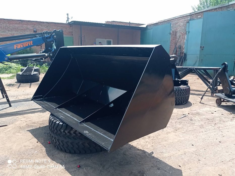 Фронтальный погрузчик - 1600 (КУН) к МТЗ и ЮМЗ