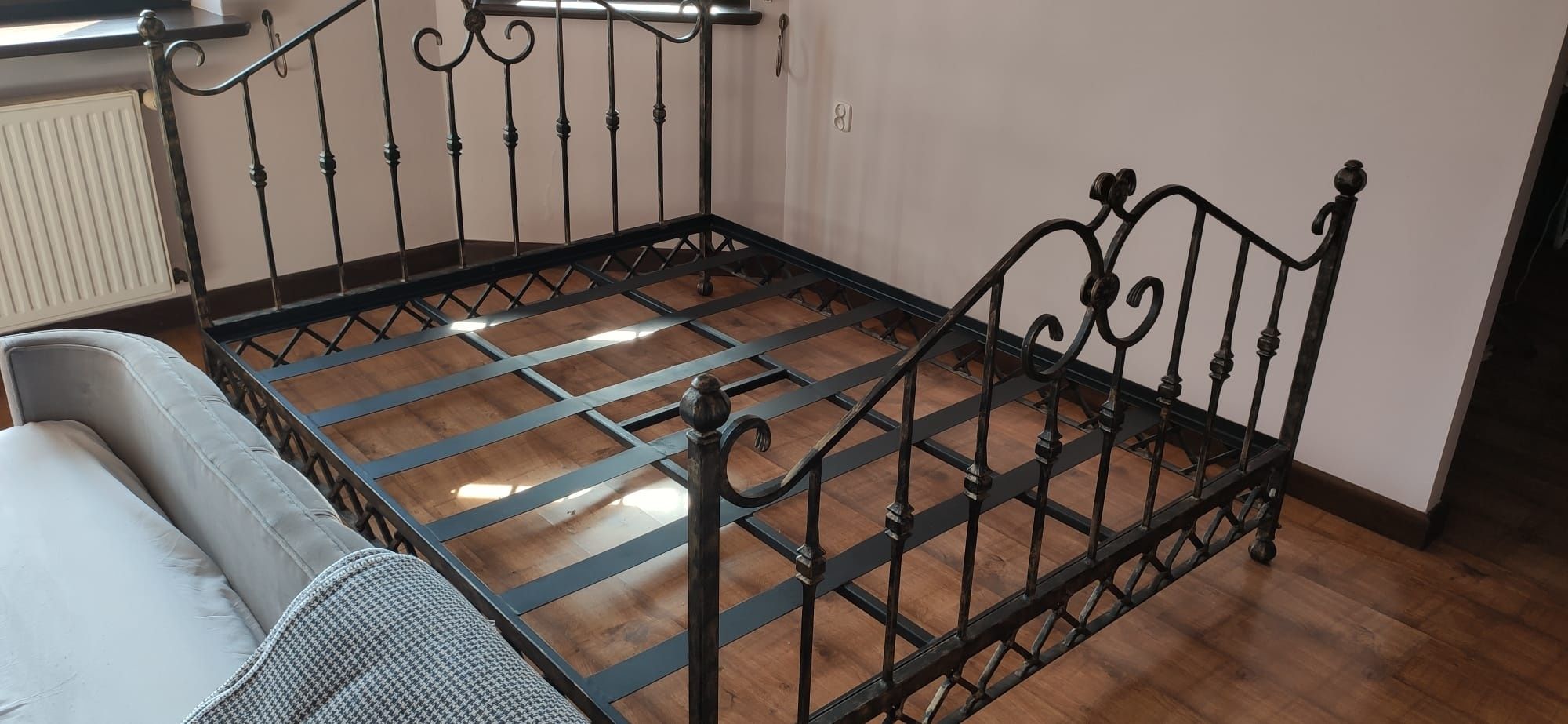 Metalowe łóżko kute masywne ręcznie robione 200x160