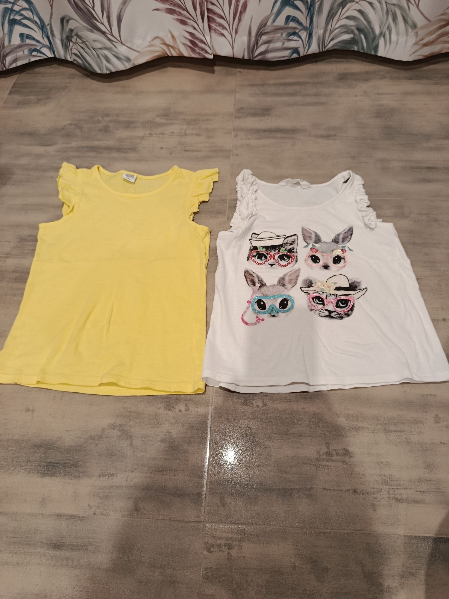 T-shirty w rozmiarze 134/140
