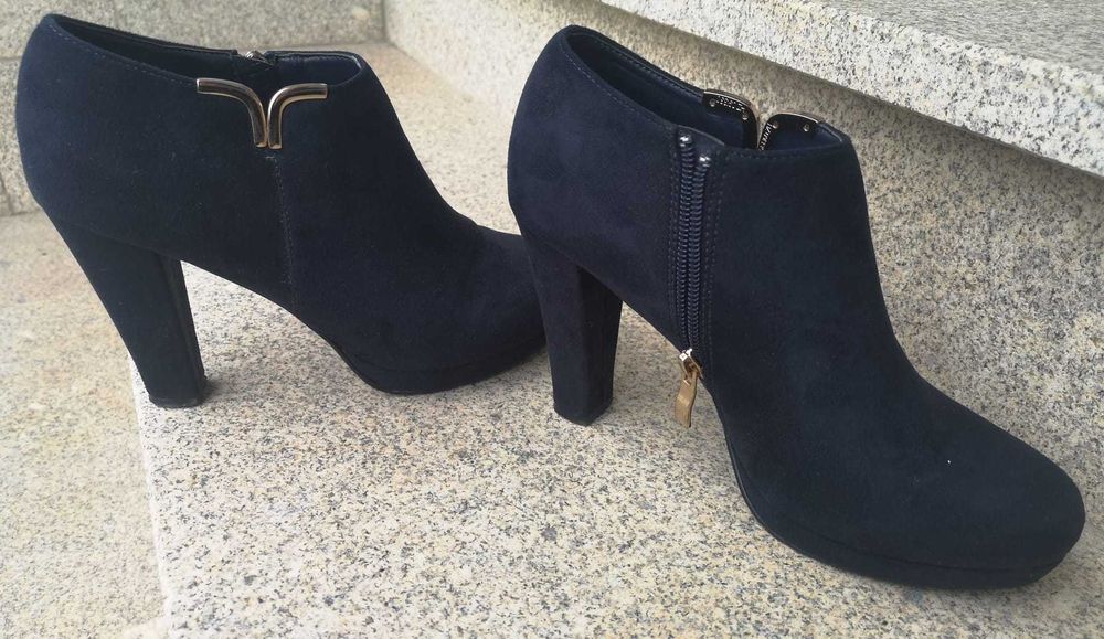 Botins azuis escuros 39