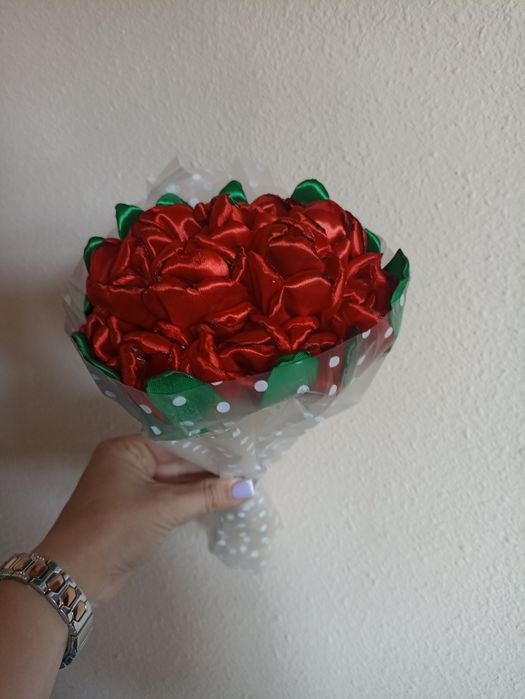 Букет з атласної стрічки