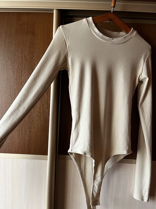 бежеве боді від Zara,розмір s