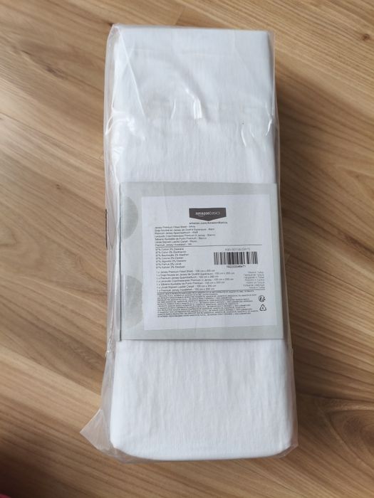 Prześcieradło białe Amazon