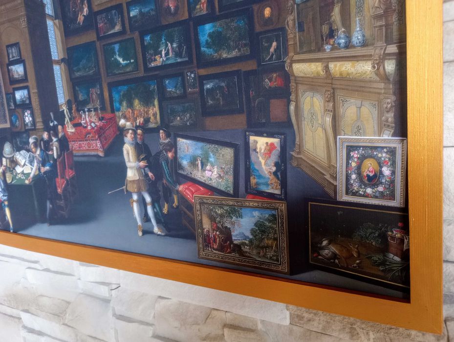 Obraz na płótnie - Znawcy w pokoju ozdobionym obrazami, 50x70cm