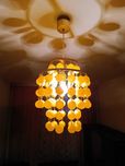 Żyrandol z kulek w stylu art deco