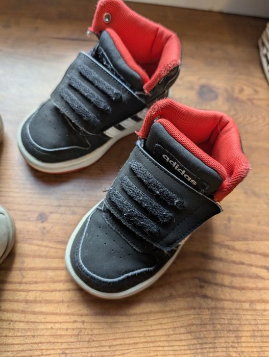 Dwie pary bucików Adidas i Lasocki 21/ 22