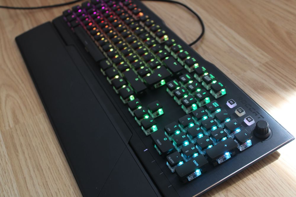 Roccat Teclado AZERTY Francês Retro-iluminado Vulcan II Max