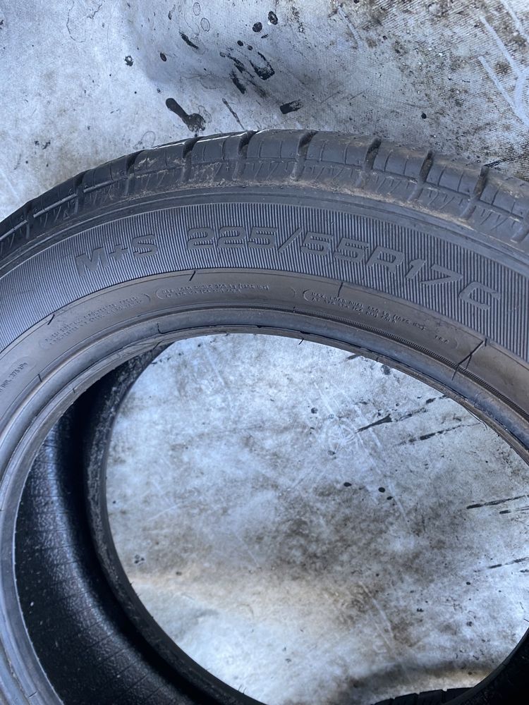 225/55r17 c Goodyear Cargo Vector