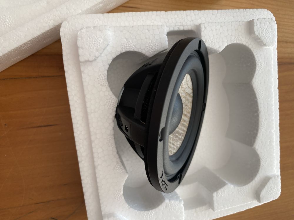 Colunas Focal Expert PS 165F3 ( 3 vias ) + medio focal canal central