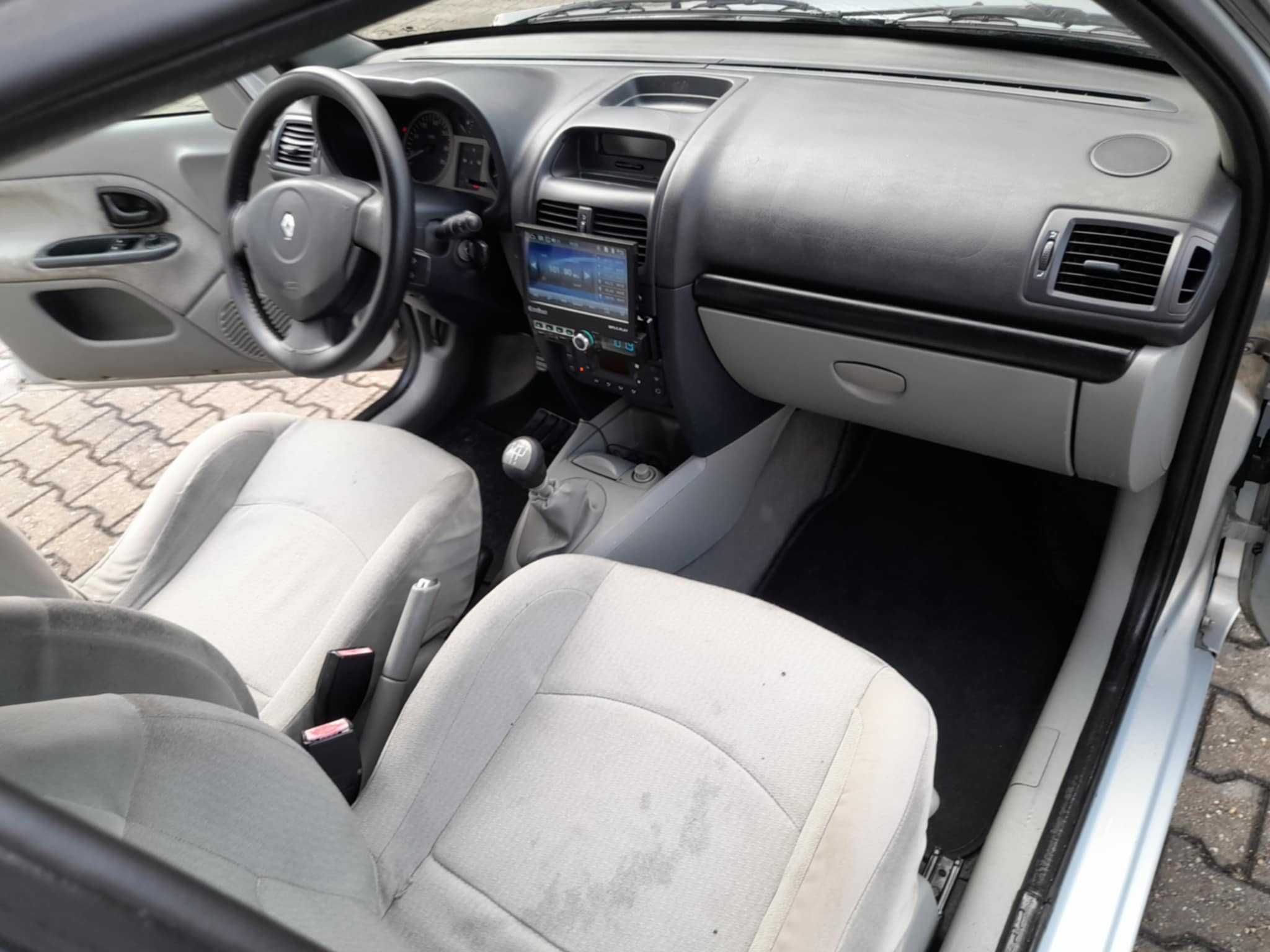 renault clio 1.2- 16 valvulas bateria nova e ar condicionado