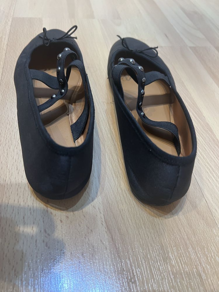 Buty balerinki czarne