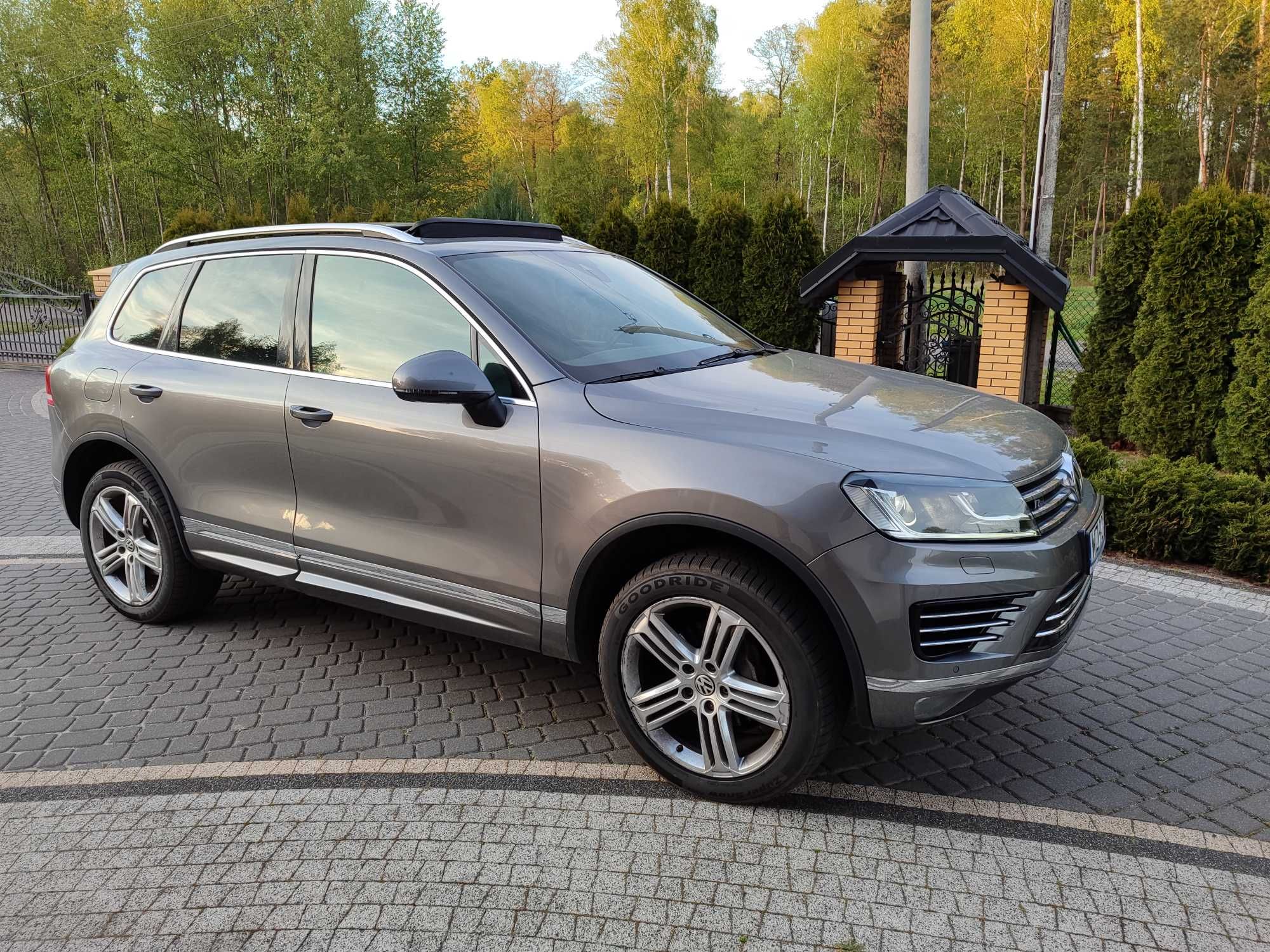 VW TOUAREG 3.0 TDI R-line Salon PL 2015 r 260 km 4x4 fv23%
