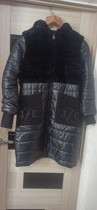 Продам жіноче стьобане утеплене пальто.