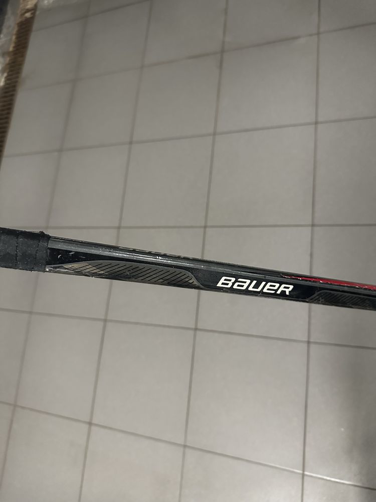 Kij hokejowy vapor x80 junior lewy ( supreme bauer nexus grip easton )