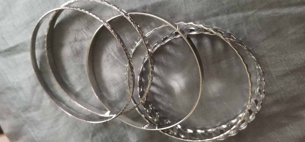 Zestaw bransoletek damskich