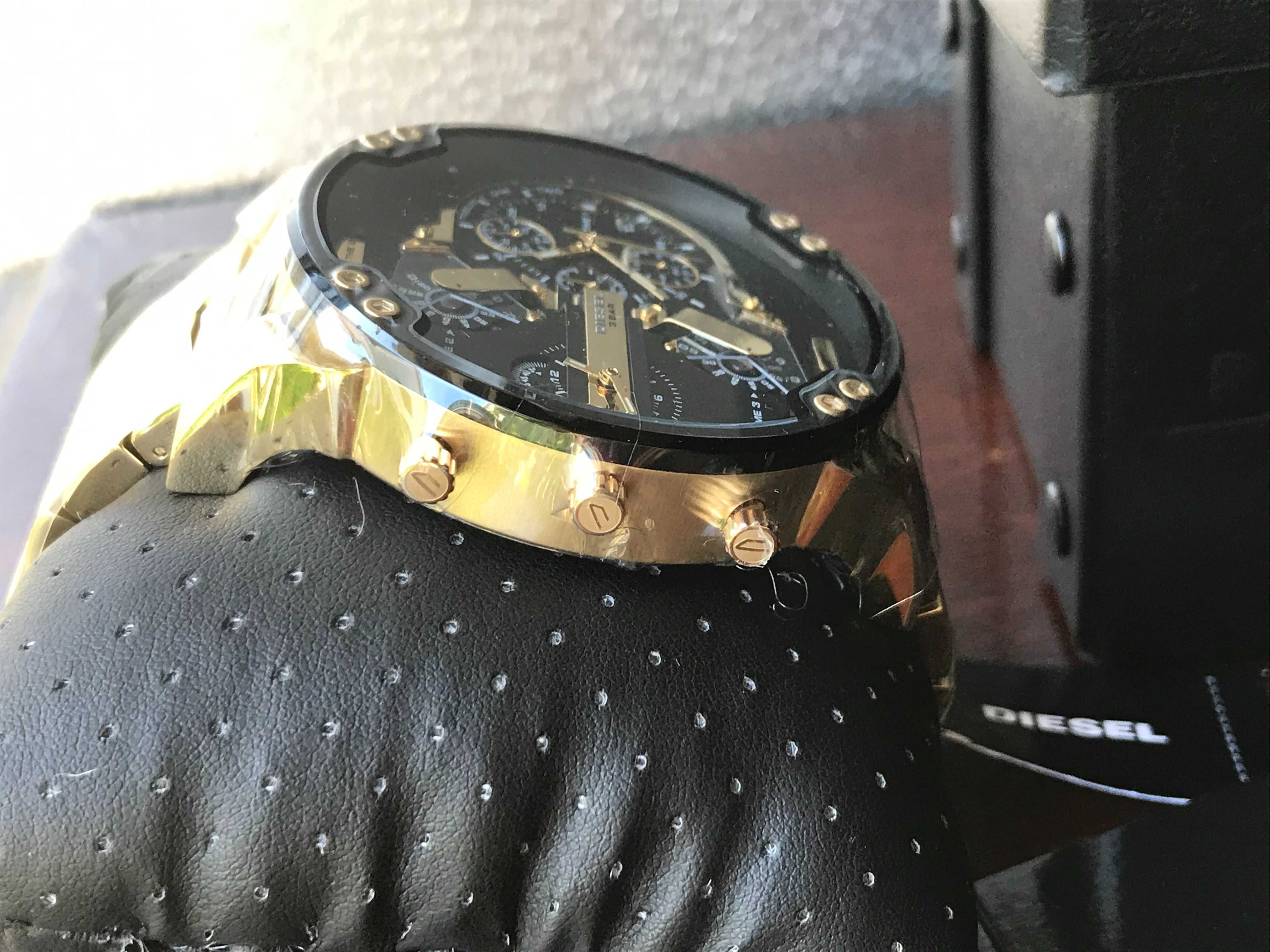 Relógio Diesel Dourado & Preto