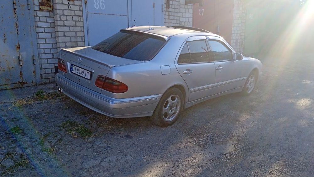 Продам Мерседес е 320рест