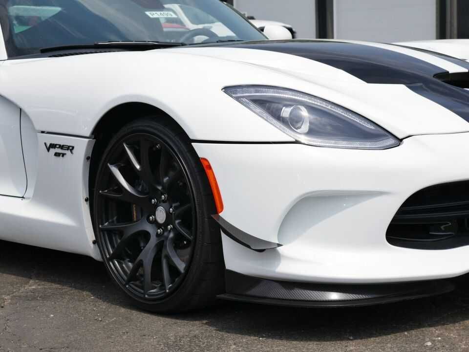 2017 Dodge Viper GTC