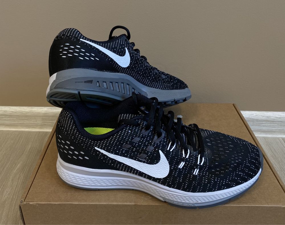 Кросівки Nike Air Zoom Structure 19 Black нові - розмір 38,5 - 24,5 см
