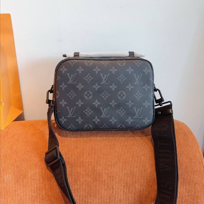 LOUIS VUITTON S LOCK сумка мужская мессенджер барсетка кожаная кожа