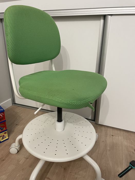 Krzewlo do biurka ikea