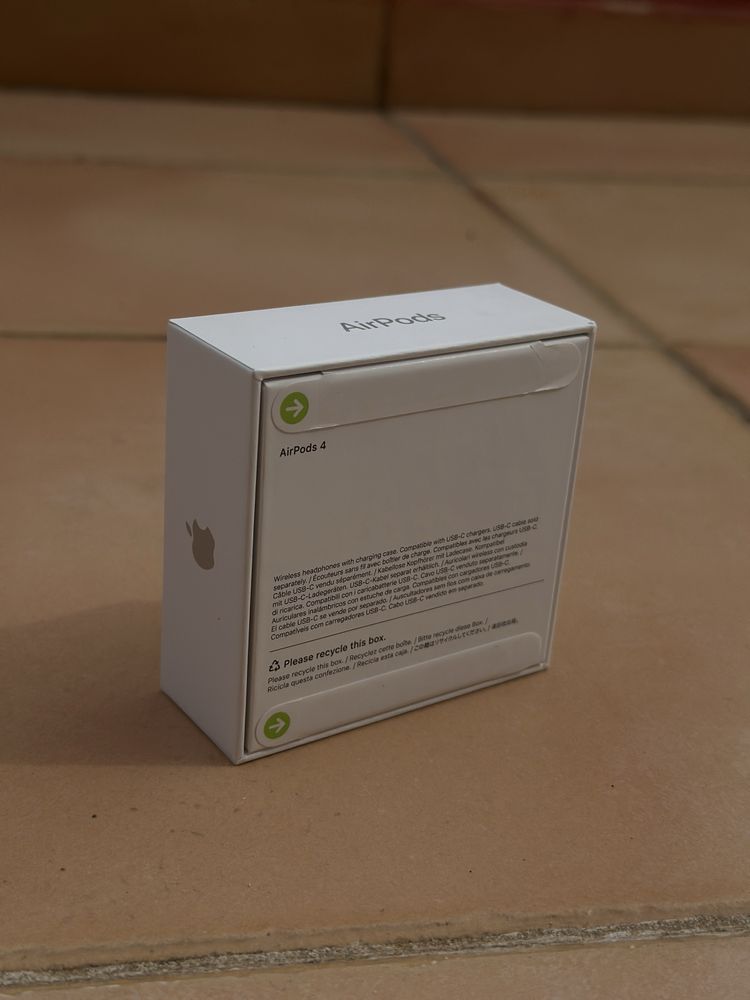 Airpods 4 negociável - Sem Cancelamento de Ruido