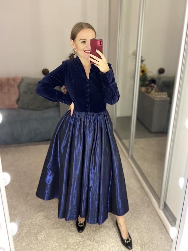 Неймовірна вінтажна вечірня міді сукня Laura Ashley