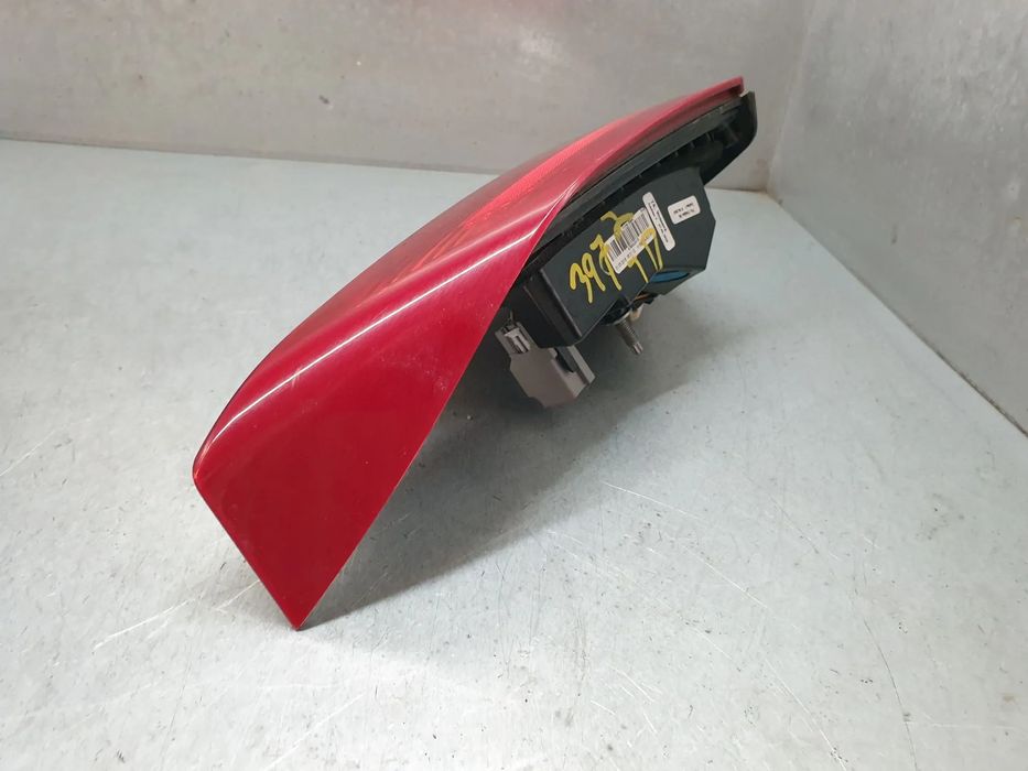 Farolim da mala direito FORD Fiesta VII (HJ, HF)